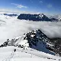 包含乌迪内斯攀登崇山抵雪，勇闯征途踏步疾行的词条
